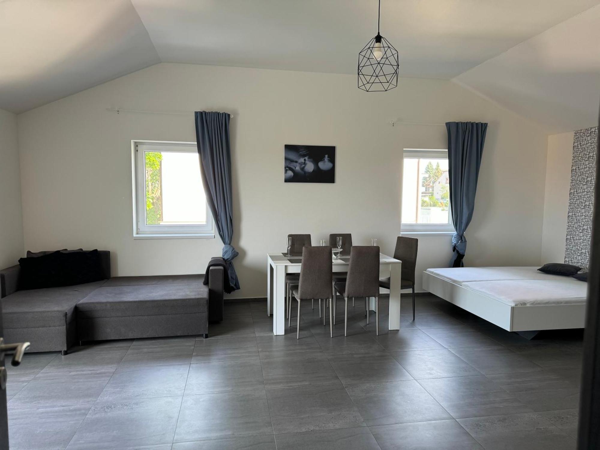 Apartman Byt 75M2 Klid Priroda Pro Rodinu Praag Buitenkant foto